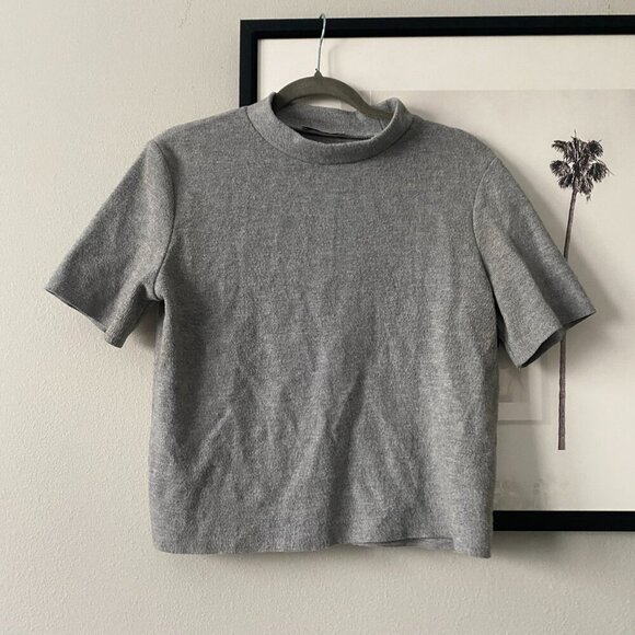 Zara | EUC Trafaluc Gray Mock Neck Short Sleeve Knit Sweater Top Size Large - Picture 5 of 8